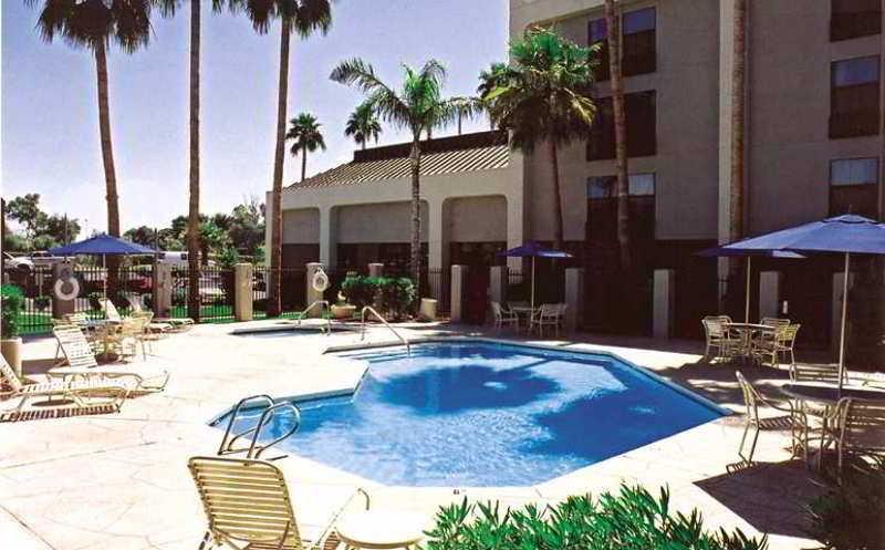 Greentree Inn & Suites Phoenix Sky Harbor Εξωτερικό φωτογραφία