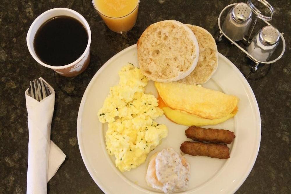 Greentree Inn & Suites Phoenix Sky Harbor Εξωτερικό φωτογραφία