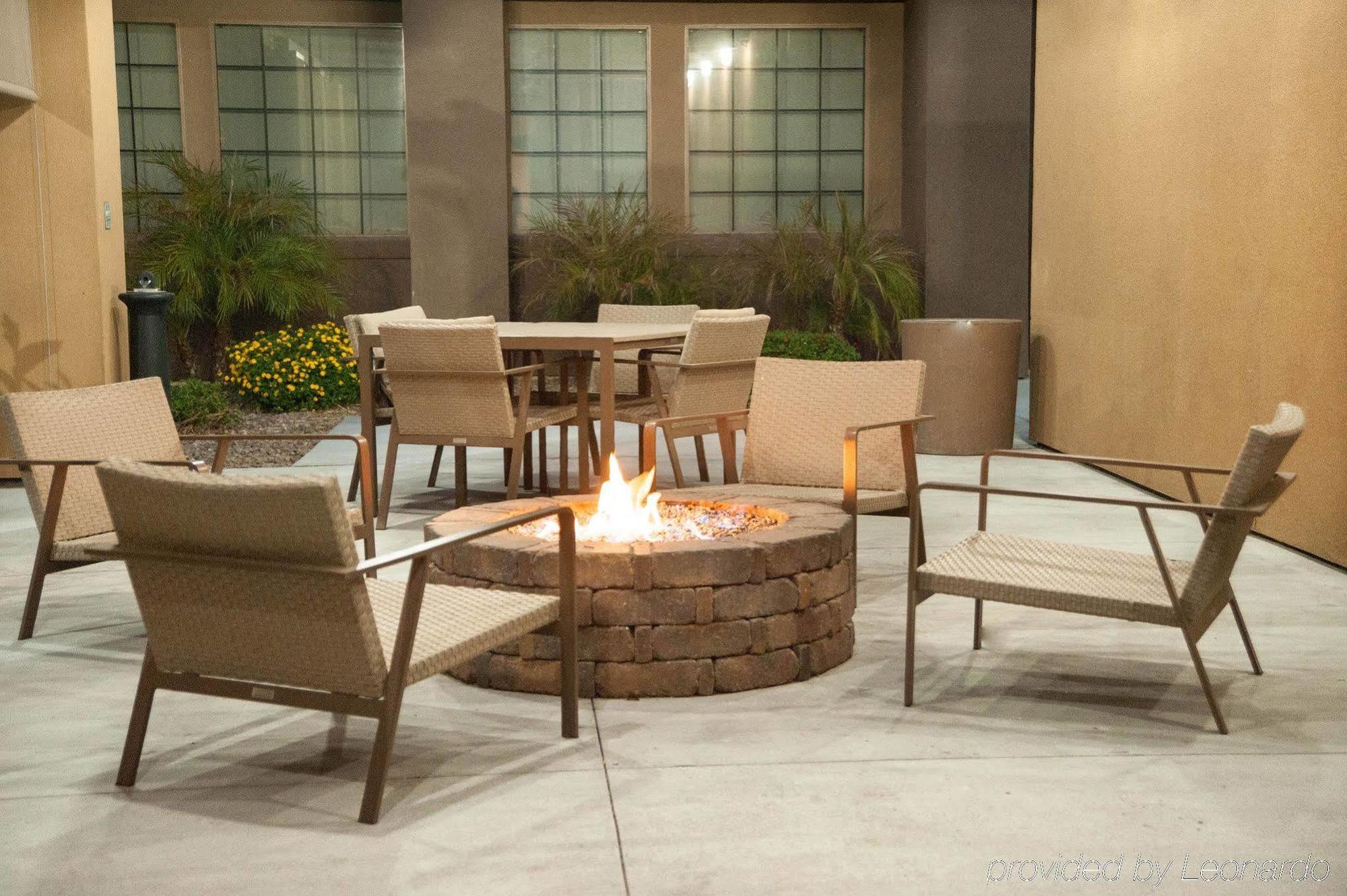 Greentree Inn & Suites Phoenix Sky Harbor Εξωτερικό φωτογραφία