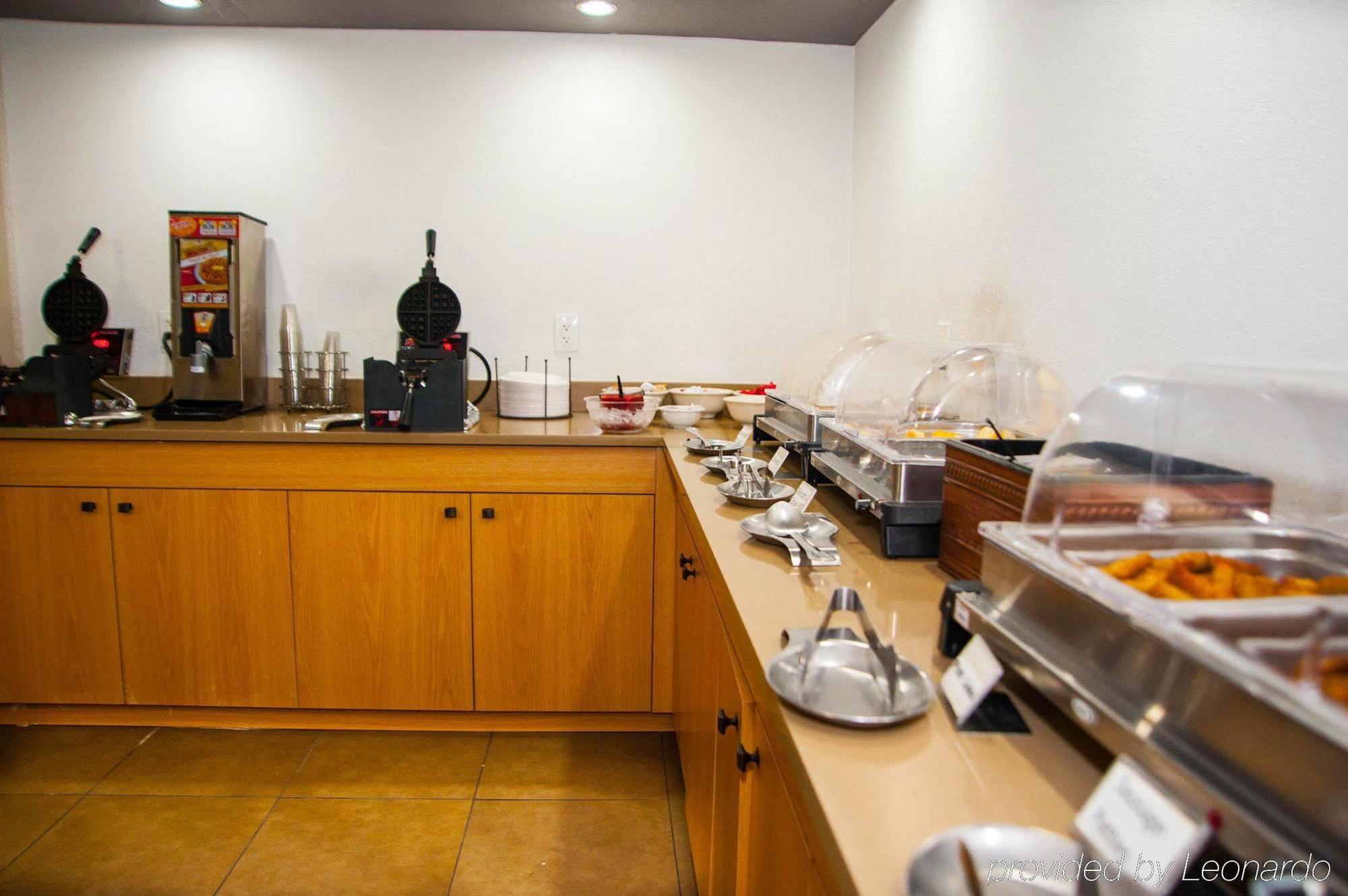 Greentree Inn & Suites Phoenix Sky Harbor Εξωτερικό φωτογραφία